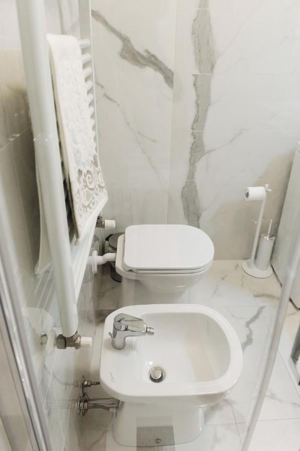 Appartamento Afrodite Desenzano del Garda Exterior foto